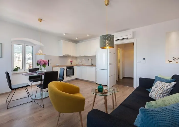 Centar Guest house 3*